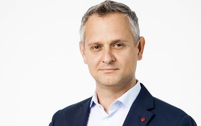 Wojciech Popławski, wiceprezes ABSL, od kilku lat podkreślał, że ważna jest nie liczba miejsc pracy, lecz zaawansowanie projektów realizowanych w centrach usług. Miał rację — choć usługi nie są łatwym towarem eksportowym, to biznesowe sprzedają się za granicą znakomicie, co świadczy o konkurencyjności Polski.