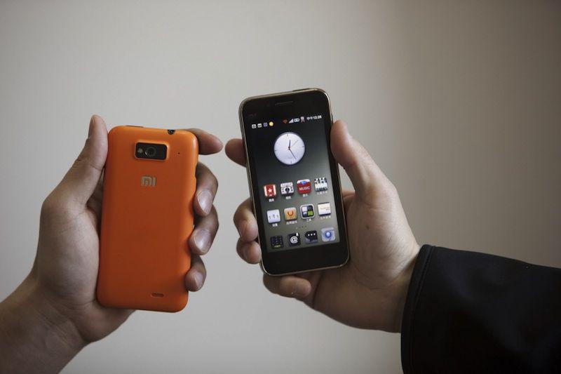 Smartfony chińskiej firmy Xiaomi fot. Bloomberg