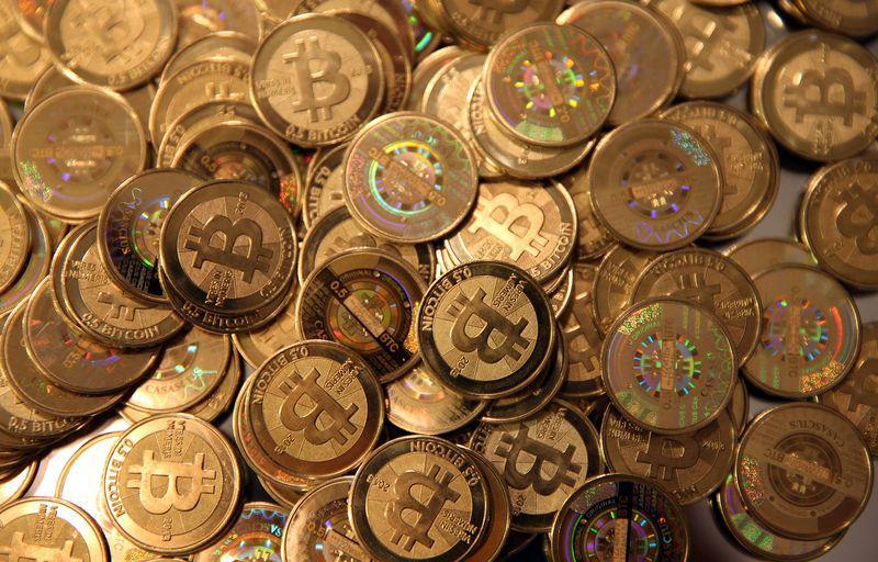 Bitcoin, monety