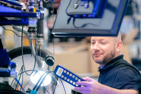 Szwedzkie systemy sterowania z polskiej fabryki