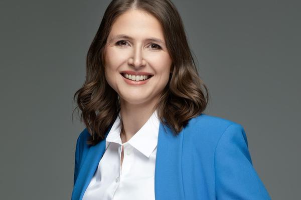 Przestępcy atakują młodych szybko