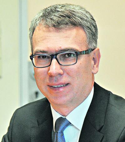 NIEŚWIADOMOŚĆ: — Małe i średnie przedsiębiorstwa nie korzystają z opcji zabezpieczania swoich kontraktów przed ryzykami wahań kursowych, bo nie wiedzą, że mają taką możliwość — mówi Nicolay Mayster, dyrektor wykonawczy i wspólnik w Intercapital Markets.