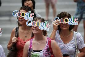 Google Goggles, okulary wyposażone w serwis lokacyjny Google, informujące osobę nosząca o obecnej pozycji na mapie mogę się niebawem ukazać w sprzedaży 