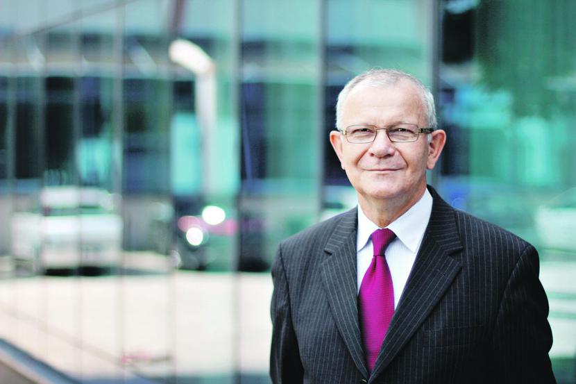 OTO SZANSA: Demografia jest nieubłagalna. Gdy coraz bardziej będzie brakowało ludzi do pracy, pracodawcy zaczną inaczej patrzeć na osoby 50+ — mówi prof. Czesław Szmidt z ALK. [FOT. ARC]