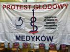 Fizjoterapeuci i diagności zawiesili protest głodowy do września
