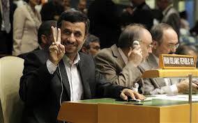 Hassan Gol Khanban, filmowiec prezydenta Iranu, Mahmouda Ahmadinejada, w trakcie oficjalnej  wizyty w USA, poprosił o azyl polityczny