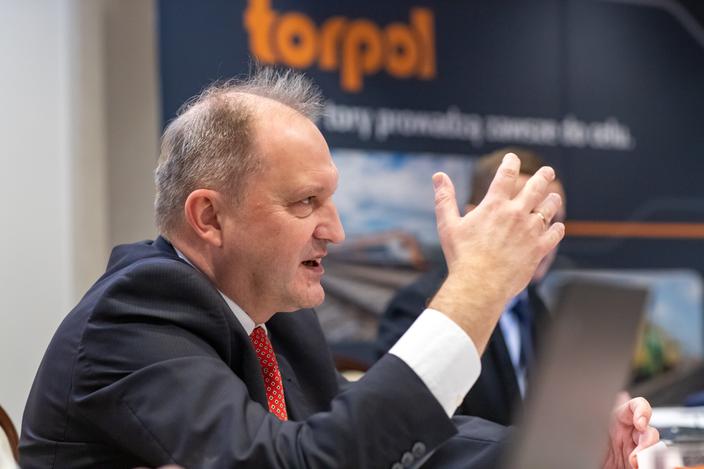 Stal na razie stabilna: