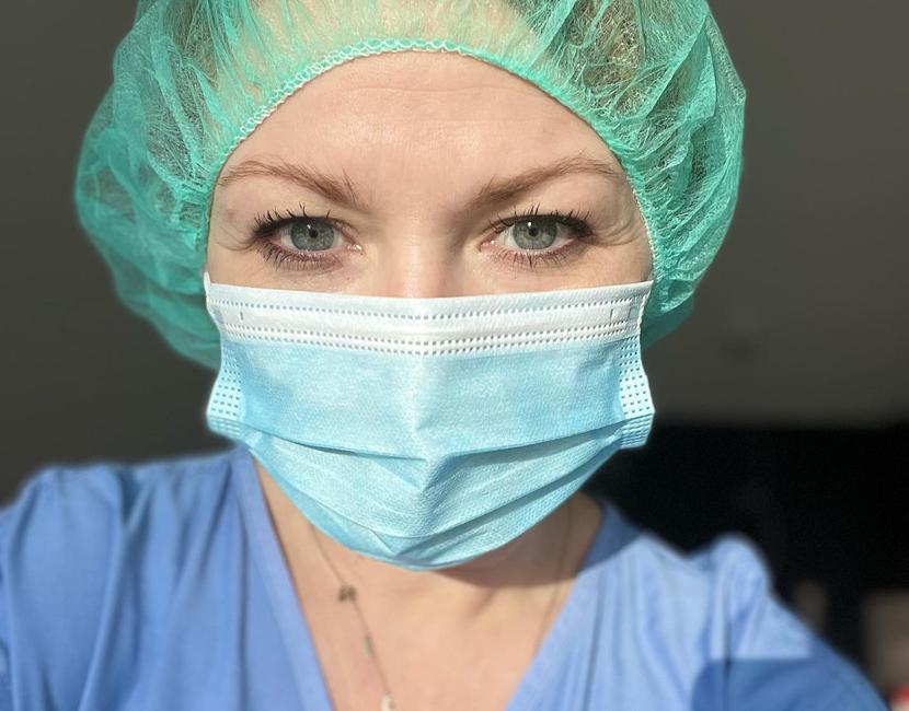 Mama Ginekolog zadeklarowała, że wpłaci 25 tys. zł, czyli równowartość kary, jaką nałożył NFZ na szpital, w którym pracuje, na fundację lecznicy. Mama Ginekolog zadeklarowała, że wpłaci 25 tys. zł, czyli równowartość kary, jaką nałożył NFZ na szpital, w którym pracuje, na fundację lecznicy.