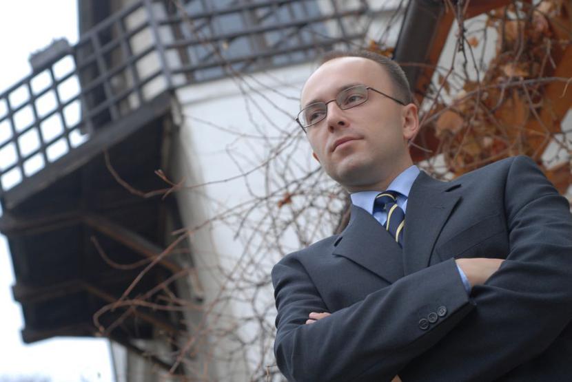 Popyt na działki jest bardzo duży i w najbliższych latach nadal będzie rósł, dlatego raczej nie można liczyć na spadki cen - uważa Jakub Karliński, prezes Wealth Solutions - Inwestycje Ziemskie.[FOT.MP]