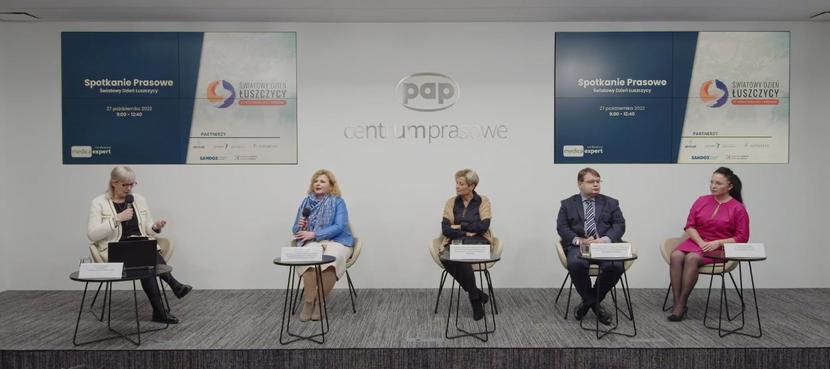Eksperci podczas debaty z okazji Światowego Dnia Łuszczycy, Centrum Prasowe PAP, 27 października 2022