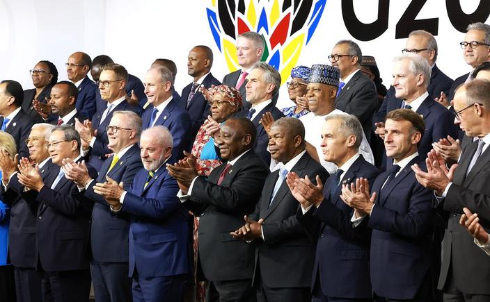 Zbiorowe uniesienie: