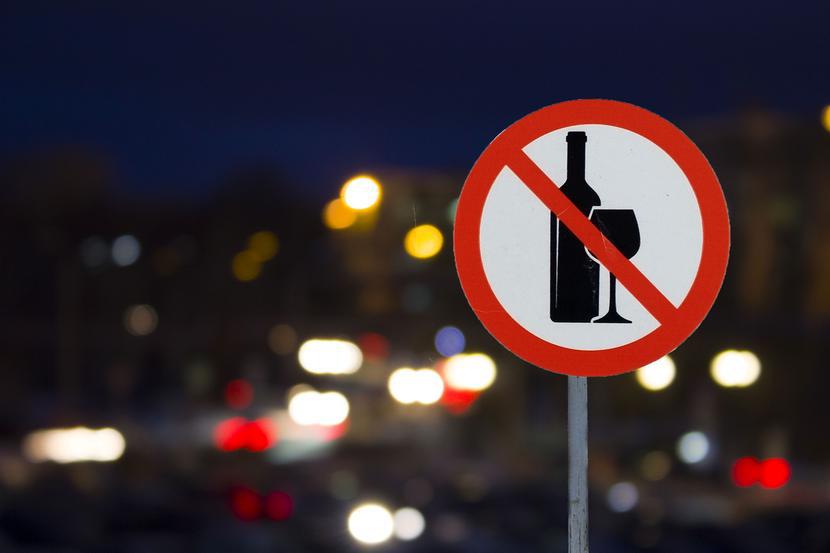 Priorytety MZ budzą niepokój lekarzy. Jak oceniają, od alkoholu na stacjach benzynowych system ochrony zdrowia ma do rozwiązania większe problemy. Priorytety MZ budzą niepokój lekarzy. Jak oceniają, od alkoholu na stacjach benzynowych system ochrony zdrowia ma do rozwiązania większe problemy.
