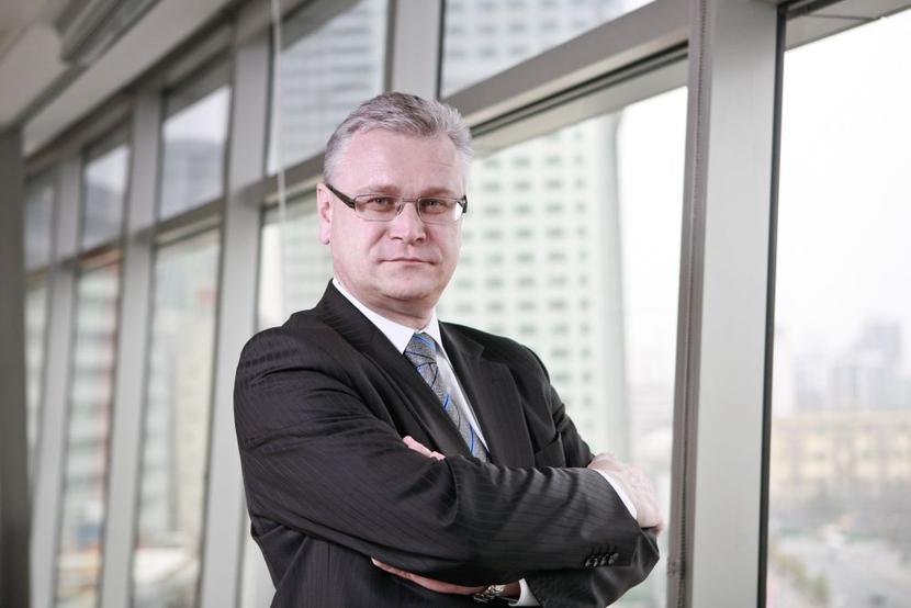 Sieci handlowe znacznie zwolniły tempo ekspansji, a przed wydaniem każdej złotówki zastanawiają się pięć razy - mówi Michał Muc, dyrektor działu Property Management w DTZ.