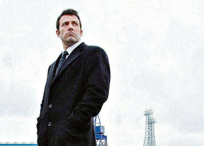 Od 29 kwietnia do 3 maja Ben Affleck, aktor, reżyser, scenarzysta i producent, spróbuje przeżyć za 1,5 USD. Musi mu to wystarczyć na jedzenie i napoje. Akcja ma pomóc ludziom wczuć się w los 1,4 mld mieszkańców świata, którzy borykają się ze skrajnym ubóstwem, i zachęcić do włączenia się w gromadzenie funduszy na rzecz walki z ubóstwem.
 [FOT. BLOOMBERG]