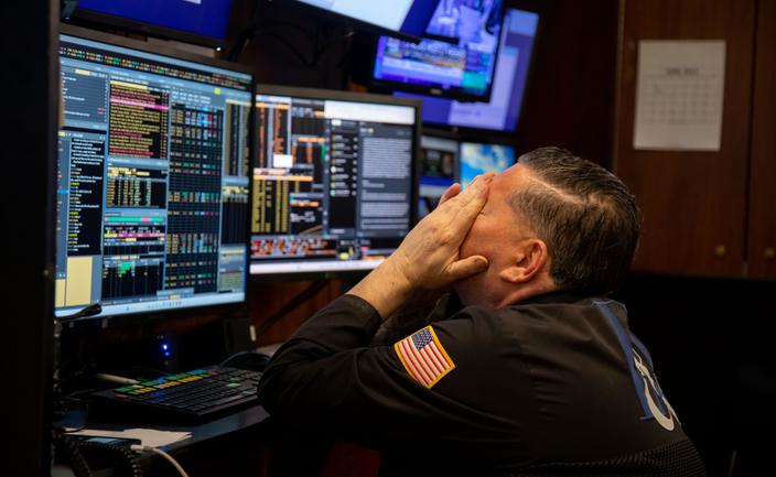 Największy spadek S&P500 i Nasdaq od ponad trzech tygodni