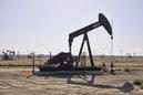 Spadek zapasów ropy naftowej w USA
