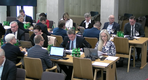 Szef sejmowej Komisji Zdrowia kontra wiceminister. Chodzi o liczbę karetek