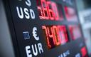 Kurs EURUSD w dół przez PMI
