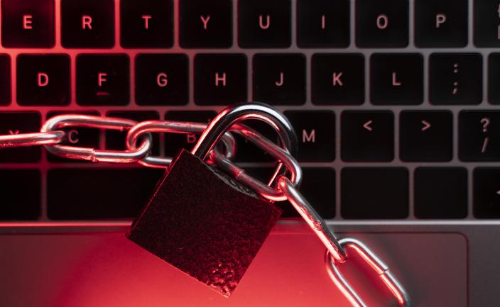 Polskie firmy bez tarczy. Cyberataki rosną, a biznes wciąż bez ochrony