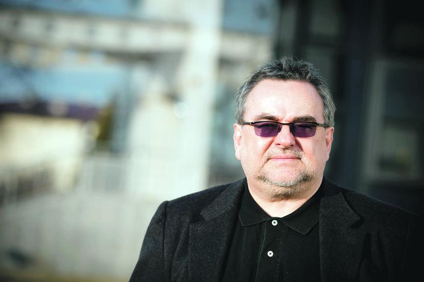 UŁAMKOWA MATEMATYKA: Spór z CSIOZ ma dla Compu, kierowanego przez Jacka Papaja, niebagatelną wartość — około 10 proc. skonsolidowanych przychodów. Przede wszystkim jednak jest to spór o zasady — liczenia dwóch miejsc po przecinku. [FOT. TP]