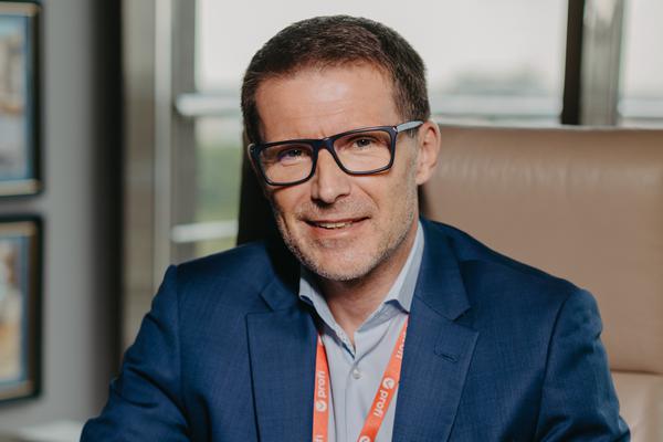 Żabka skoczyła na głęboką wodę Żabka skoczyła na głęboką wodę