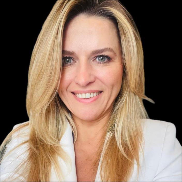 Katarzyna Gaweł, Head of Diversity, Equity & Inclusion (DEI) w Ringier Axel Springer Polska, dziennikarka i współprowadząca podcast Forbes Women