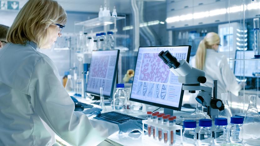 Maksymalna kwota dofinansowania jednego miejsca szkoleniowego dla specjalizacji rozpoczynających się w 2024 r. wynosi 18 000 zł, a maksymalna kwota przeznaczona na szkolenia specjalizacyjne w 2024 r. ma wynosić 900 000 zł. Maksymalna kwota dofinansowania jednego miejsca szkoleniowego dla specjalizacji rozpoczynających się w 2024 r. wynosi 18 000 zł, a maksymalna kwota przeznaczona na szkolenia specjalizacyjne w 2024 r. ma wynosić 900 000 zł.