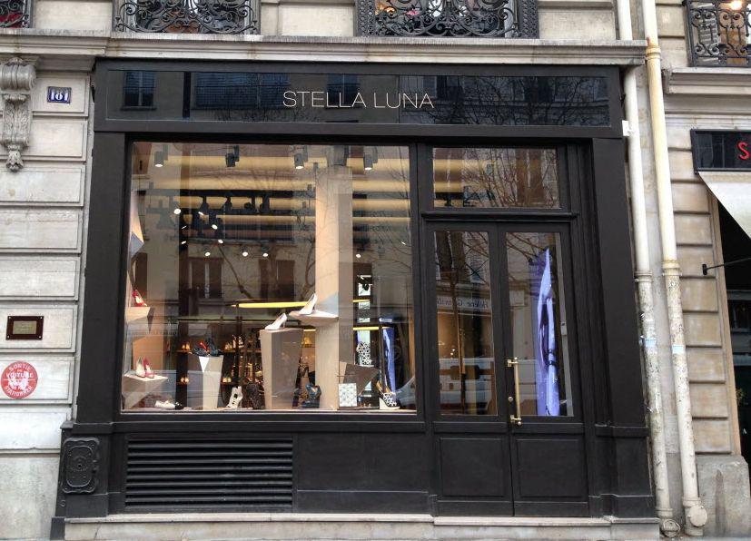 Paryski sklep Stella International Holdings