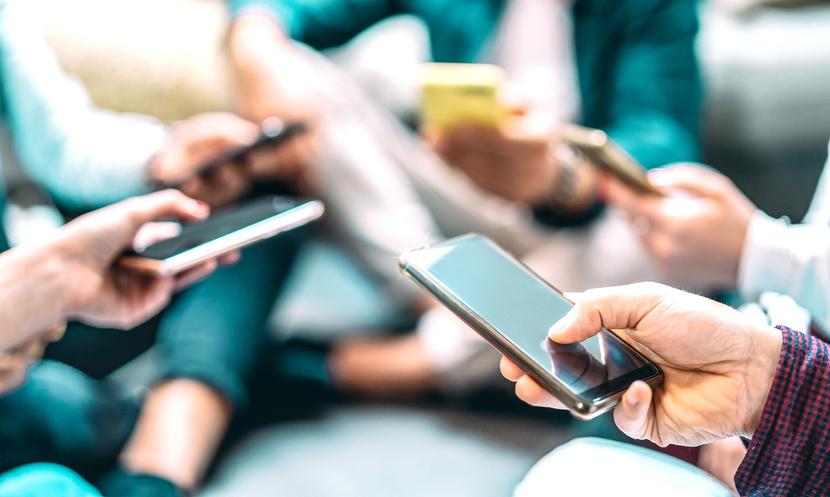 Meta, TikTok i YouTube stoją w obliczu setek pozwów wniesionych w imieniu dzieci w związku z uzależniającym działaniem mediów społecznościowych.