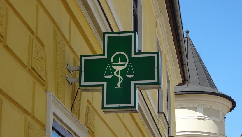 Jak twierdzą organizacje, wejście w życie nowelizacji ustawy „Apteka dla Aptekarza” oznacza całkowitą zmianę zasad funkcjonowania wartego niemal 50 mld zł rynku aptecznego w Polsce.