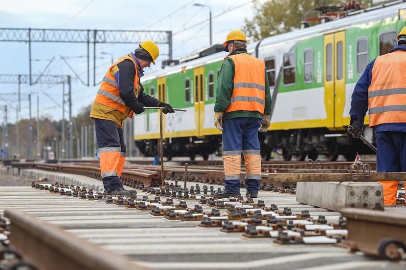 DOBRYMI CHĘCIAMI…: