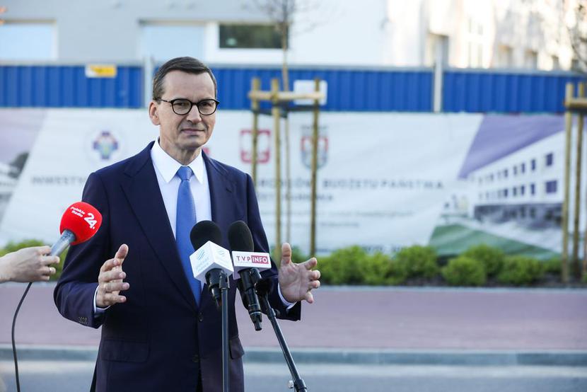 Na zdjęciu premier Mateusz Morawiecki podczas wizyty w Szpitalu Powiatowym w Wołominie. Na zdjęciu premier Mateusz Morawiecki podczas wizyty w Szpitalu Powiatowym w Wołominie.