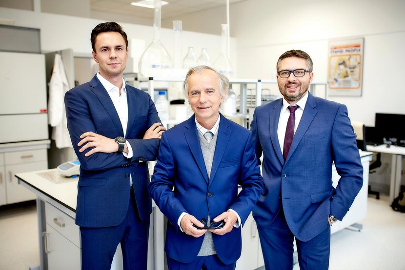 Siła w doświadczeniu: Siła w doświadczeniu: