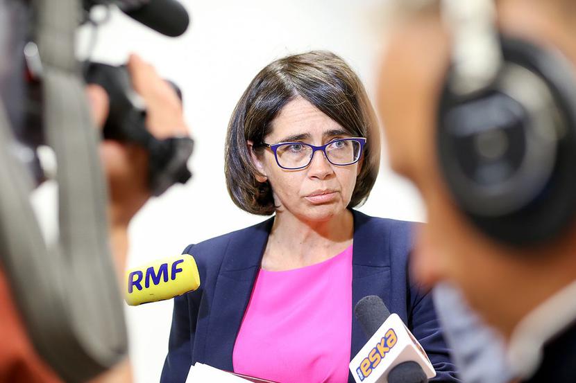W ADMINISTRACJI I BIZNESIE: