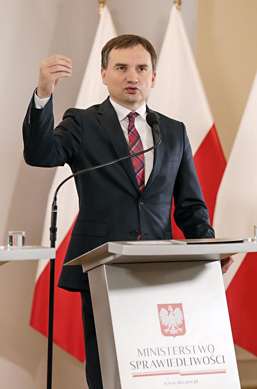 BEZ SĄDU:
