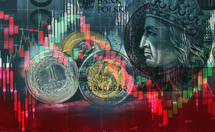 Złoty najsłabszy od półtora roku, rozgrzanie gospodarki USA podbija dolara