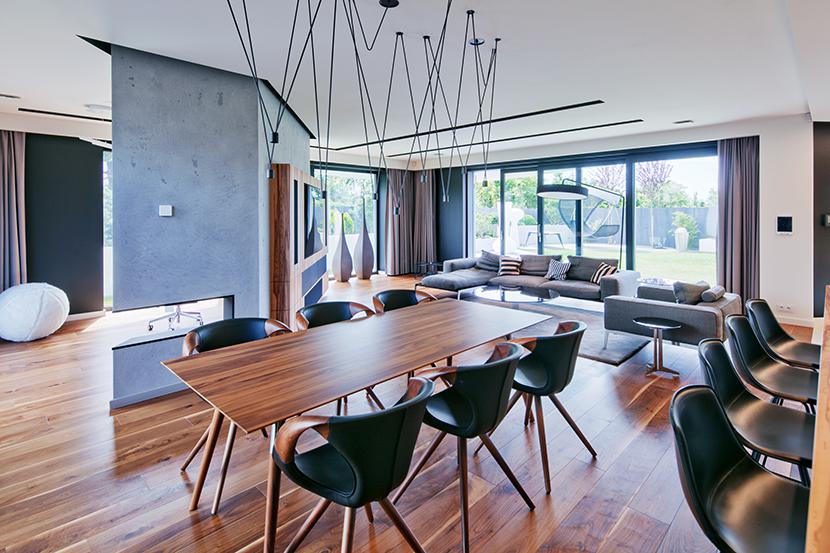 Re: Triangle House Re: Triangle House
