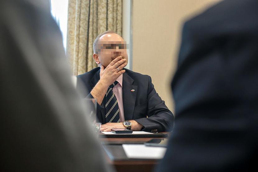 Konrad K., który stworzył GetBack i zarządzał nim, od czerwca przebywa wareszcie w związku z licznymi zarzutami. Audyty, które zakończyły się doniesieniamido prokuratury, wykazały, że z upadłej spółki pieniądze wyciekały na prawo ilewo.