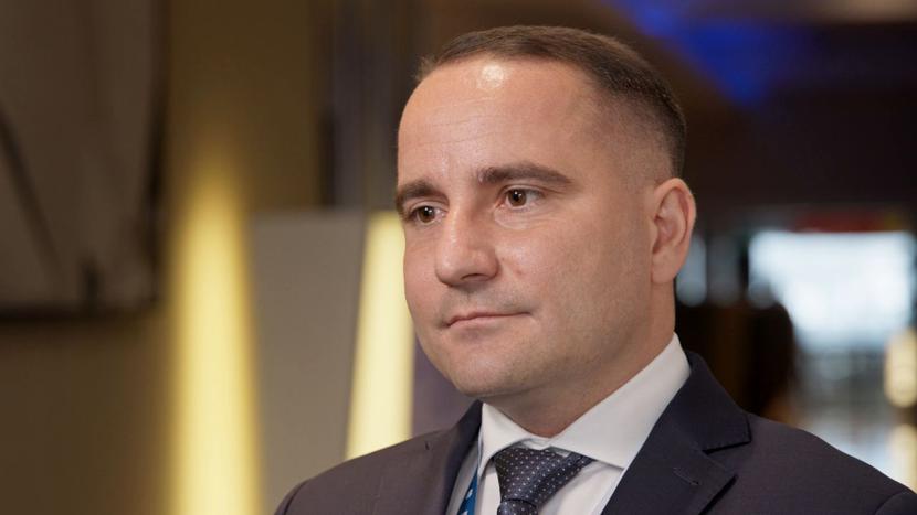 Dr n. med. Patryk Poniewierza, prof. Uczelni Łazarskiego Dr n. med. Patryk Poniewierza, prof. Uczelni Łazarskiego