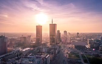 Inwestycje na rynku biurowym w Warszawie nie nadążają za popytem