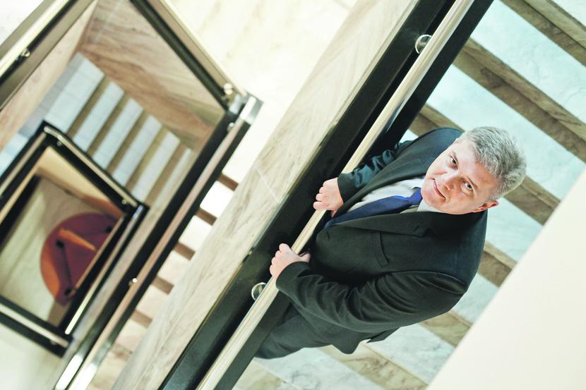 INNE SPOJRZENIE: Ponad rok temu
 Remigiusz Paszkiewicz zamienił
 stanowisko prezesa Anwilu na szefa
 PLK. Dzięki doświadczeniu, które zdobył
 w przemyśle, wie, jak ważny dla firm
 jest transport towarów. Dlatego też
 zamierza go usprawnić. [FOT. WM]