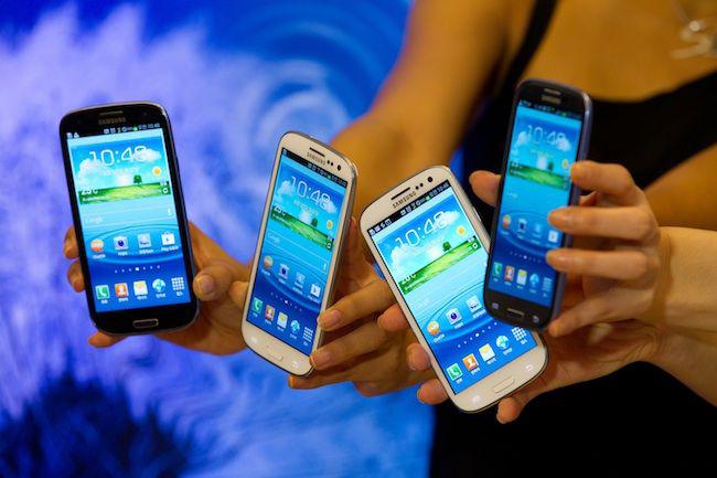 Smartfony Samsunga (fot. Bloomberg)