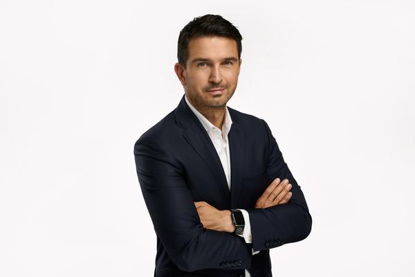 Zgodnie z trendem Zgodnie z trendem