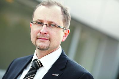 GetBack, zarządzany przez Konrada Kąkolewskiego (na zdjęciu), zorganizował konsorcjum z udziałem PRA Group. To pierwsza taka umowa na rynku. Paweł Szewczyk, prezes Kredyt Inkaso, też ma doświadczenie w przeprowadzaniu takich transakcji wyniesione z rynku rumuńskiego, gdzie spółka prowadzi działalność.