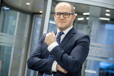 Z danych GDDKiA, którą kieruje Tomasz Żuchowski, wynika, że wartość GNWU wynosi obecnie 5 mld zł, a gwarancje na zaliczki dla wykonawców pochłonęły 2 mld zł.