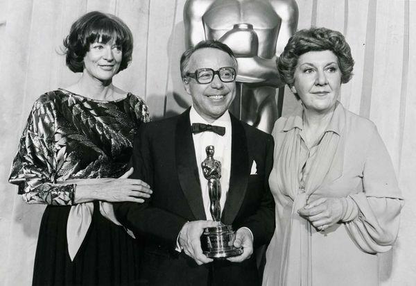 Maggie Smith, Stefan Kudelski i Maureen Stapleton na uroczystości wręczenia nagród Akademii Filmowej w 1978 r.