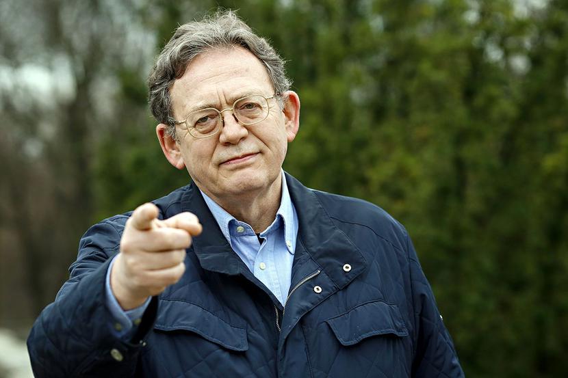 PLANY: