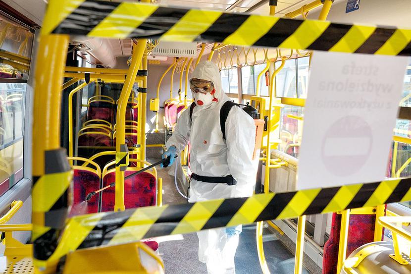 BEZPIECZEŃSTWO W KOMUNIKACJI: