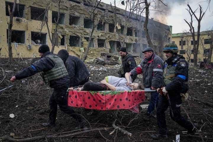 Kryzys zdrowotny na Ukrainie pogłębia się, medycy pracują pod ostrzałem. 