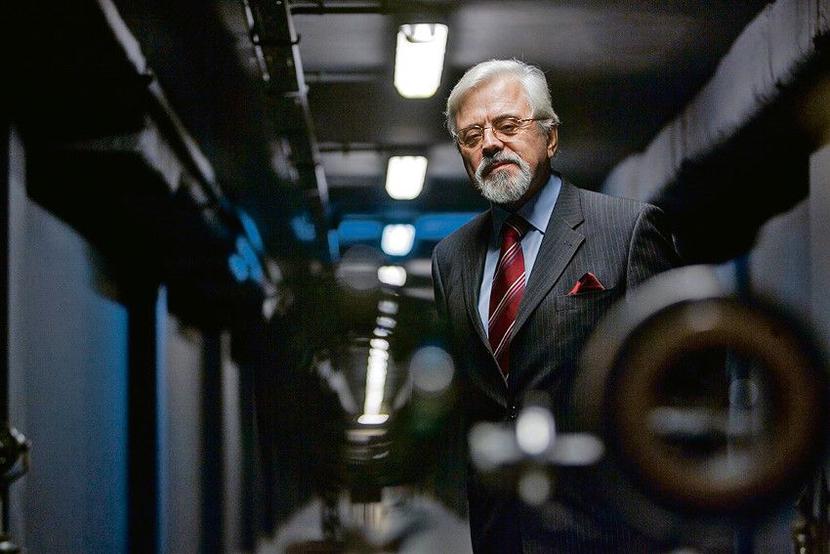 MATERIAŁ NADZIEI:
 Ryszard Kardasz, zarządzający grupę firm związanych z optoelektronicznym biznesem obronnym, chce poprawić jakość i wytrzymałość wytwarzanych urządzeń. Pomóc ma grafen.
 [FOT. WM]
 